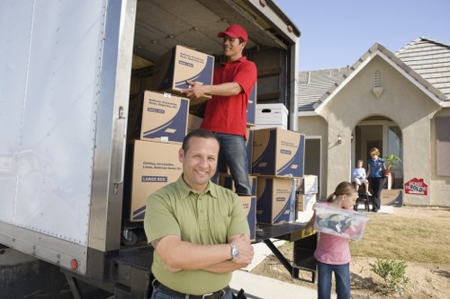 Flexible man and van moving support in Waterloo